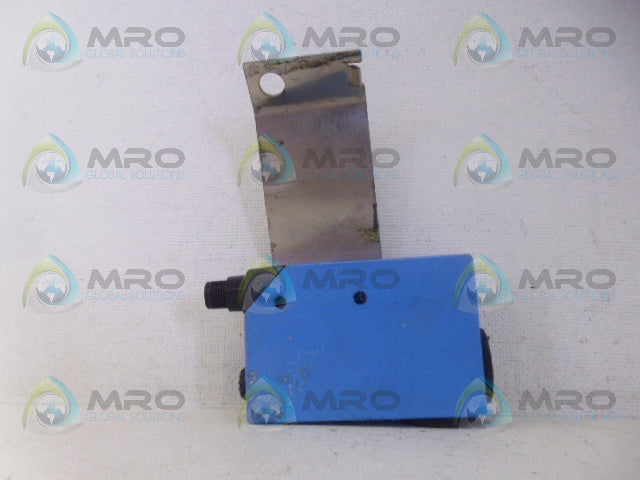 SICK KT5G-2N1111 COLOR SENSOR *USED*