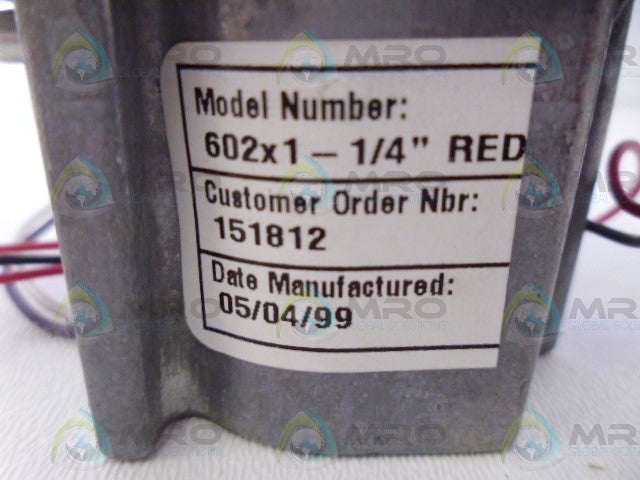 LOCKNETICS 602x1-1/4" RED PUSH BUTTON *NEW IN BOX*