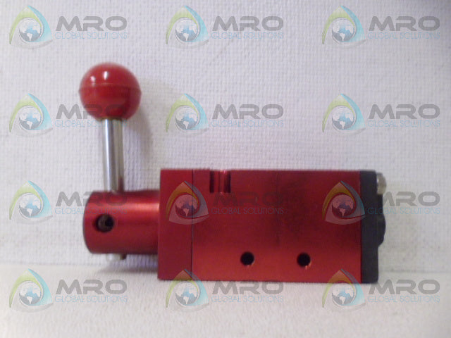 VERSA CBL-4204 4-WAY VALVE *NEW IN BOX*