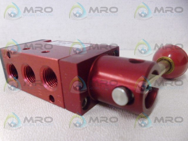VERSA CBL-4204 4-WAY VALVE *NEW IN BOX*
