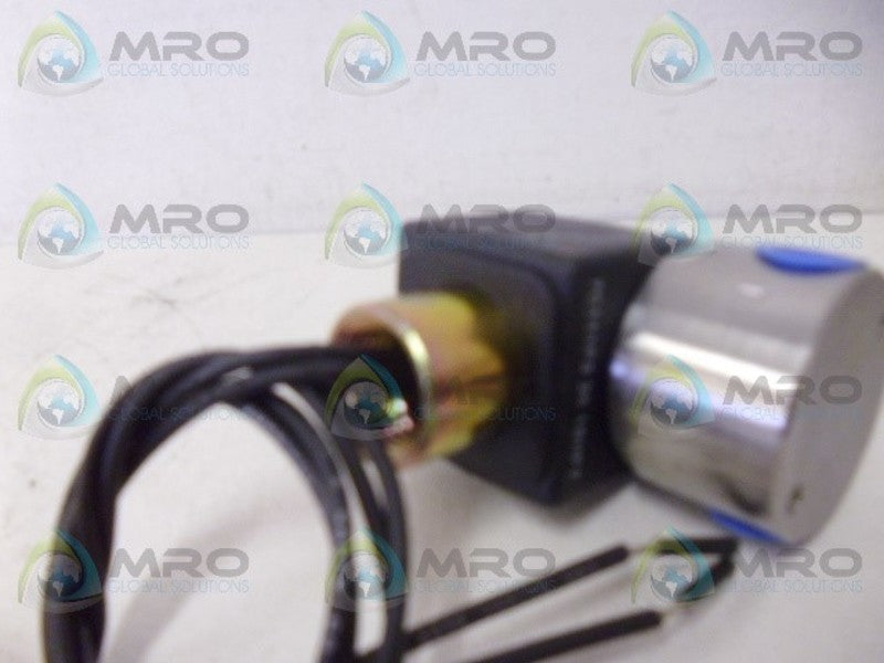 HONEYWELL 71315SN2KN00N0C111P3 SOLENOID VALVE *NEW IN BOX*