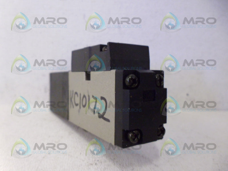 SMC NVFS2100-5FZB SOLENOID VALVE *NEW NO BOX*