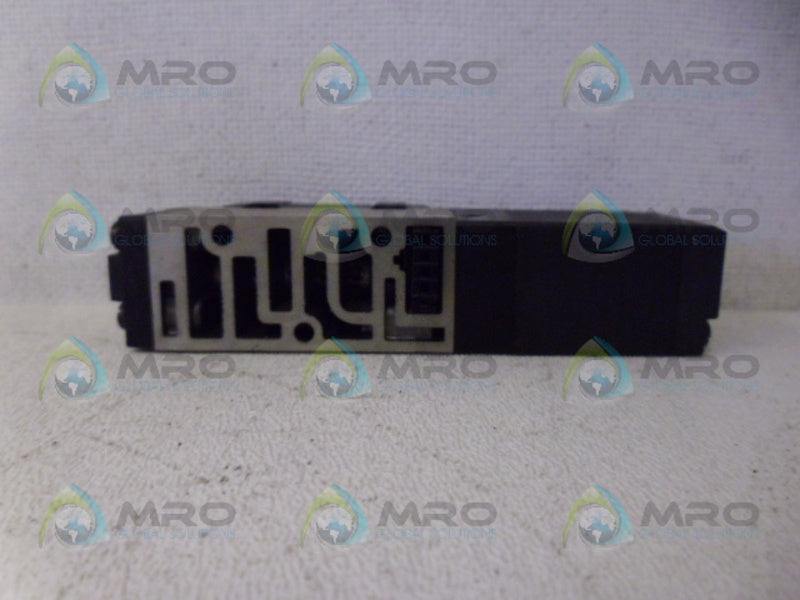 SMC NVFS2100-5FZB SOLENOID VALVE *NEW NO BOX*