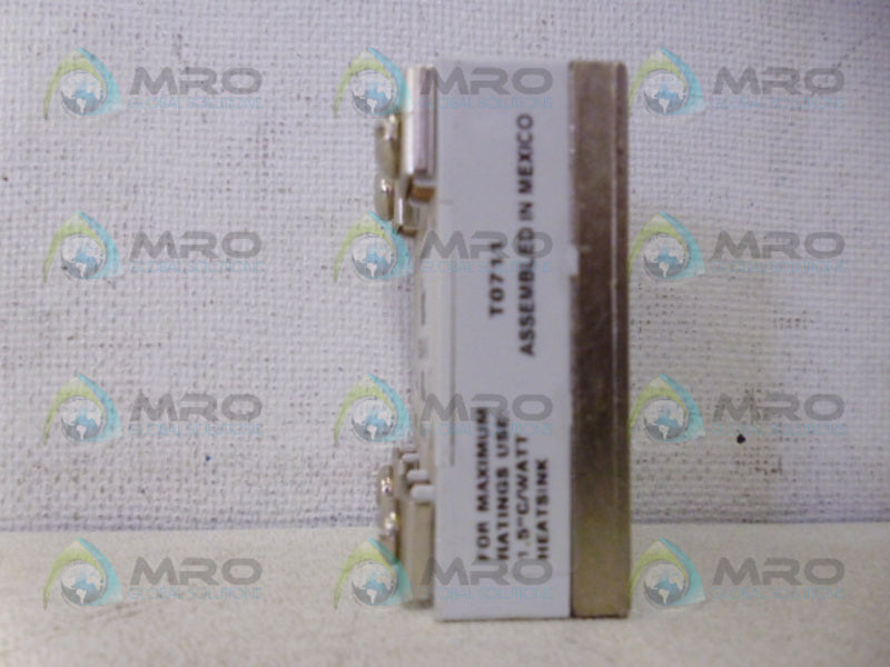 IDEC RSSAN-10A SOLID STATE RELAY 10A *NEW NO BOX*