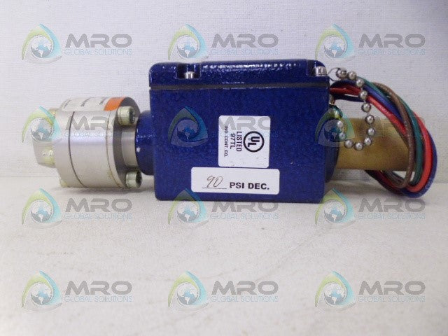 ITT 100P12C6 PRESSURE SWITCH *NEW IN BOX*