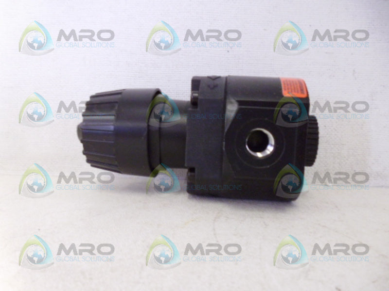 WILKERSON R16-02-L00 REGULATOR *NEW IN BOX*