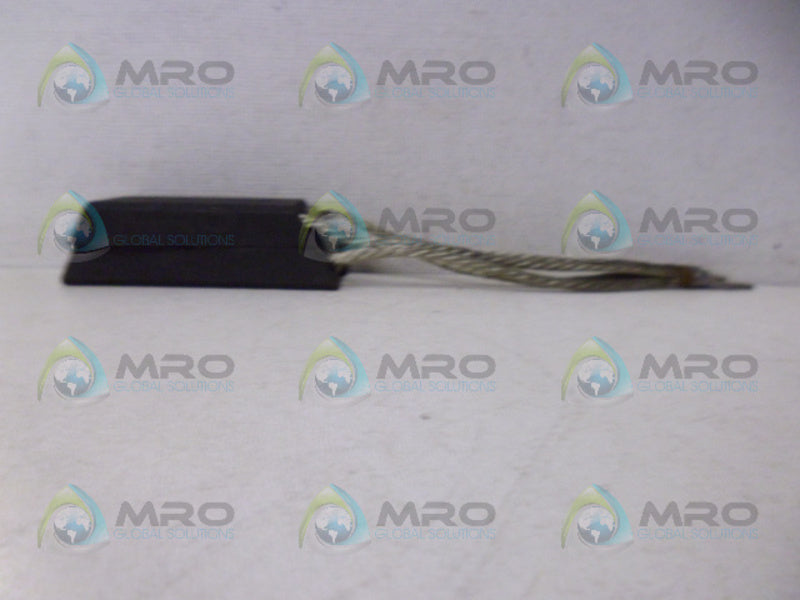 INDUSTRIAL MRO P939 CARBON BRUSH *NEW NO BOX*