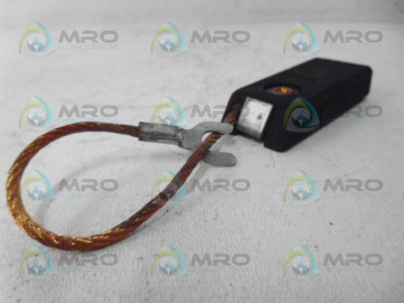 INDUSTRIAL MRO D8H CARBON BRUSH *NEW NO BOX*