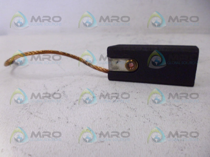 INDUSTRIAL MRO D8H CARBON BRUSH *NEW NO BOX*