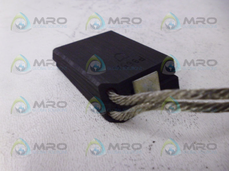 INDUSTRIAL MRO P865A CARBON BRUSH *NEW NO BOX*
