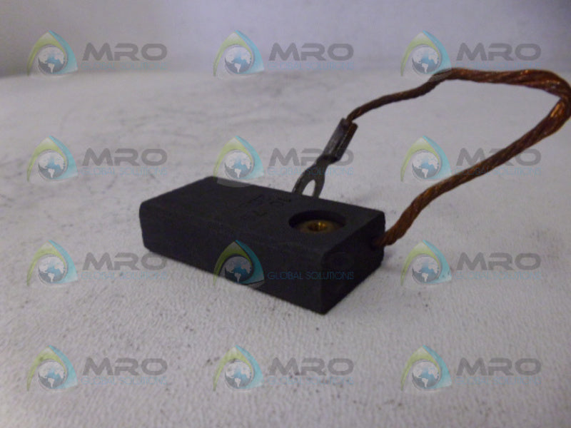 INDUSTRIAL MRO 10792D9B CARBON BRUSH *NEW NO BOX*
