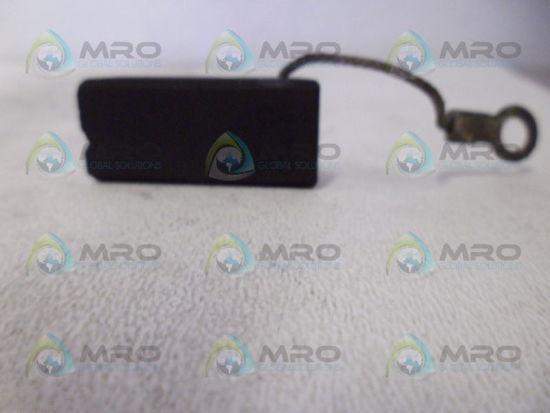 INDUSTRIAL MRO RE8305AAA CARBON BRUSH *NEW NO BOX*