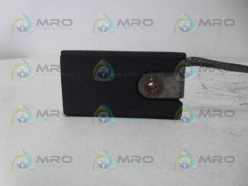 INDUSTRIAL MRO P864 CARBON BRUSH *NEW NO BOX*