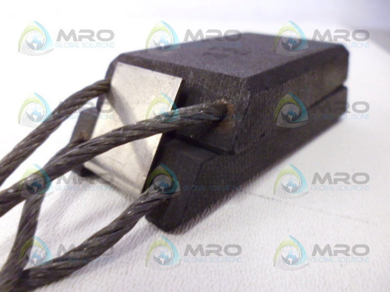 INDUSTRIAL MRO OA T563 CARBON BRUSH *NEW NO BOX*