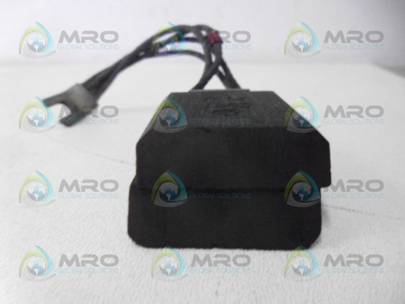 INDUSTRIAL MRO EH T563 CARBON BRUSH *NEW NO BOX*