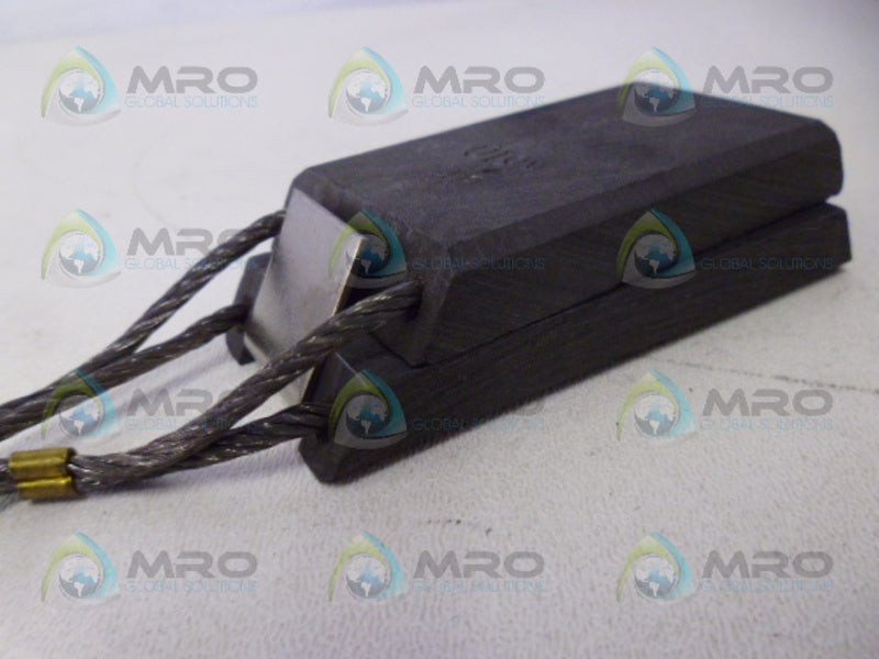 INDUSTRIAL MRO GY R310 CARBON BRUSH *NEW NO BOX*
