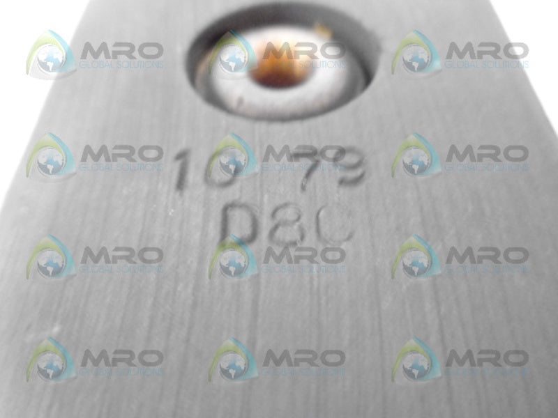 INDUSTRIAL MRO 1079D80 CARBON BRUSH *NEW NO BOX*