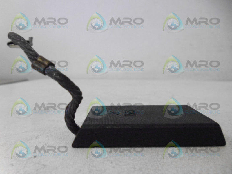 INDUSTRIAL MRO JY T563 CARBON BRUSH *NEW NO BOX*