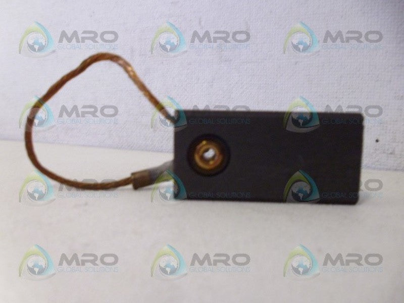 INDUSTRIAL MRO 2D9B 11-84 CARBON BRUSH *NEW NO BOX*