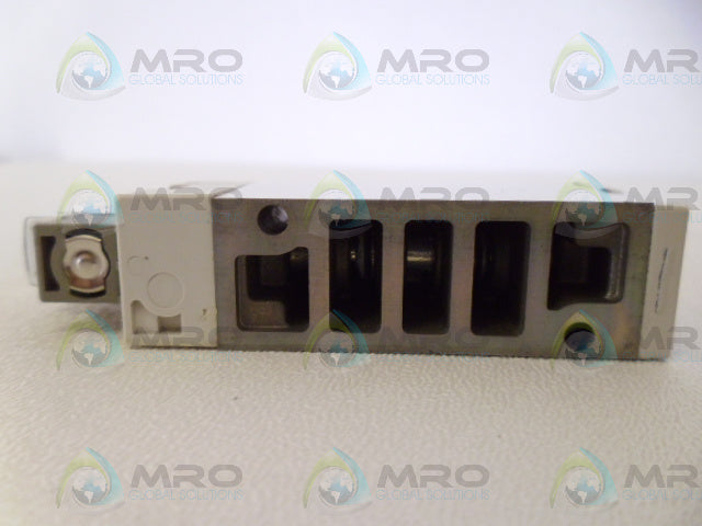 SMC SYJ7143-5MOZ SOLENOID VALVE *NEW NO BOX*