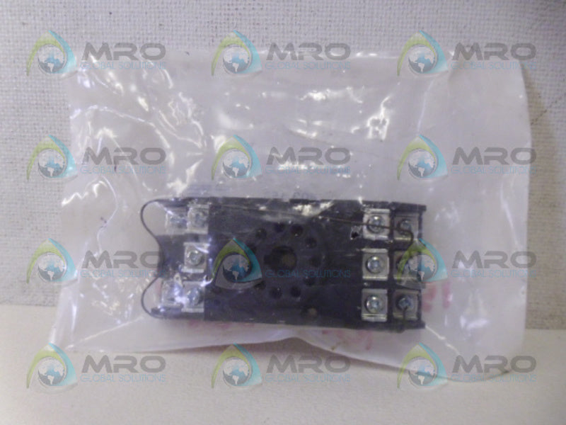RS COMPONENTS 402-153 RELAY SOCKET * NEW IN FACTORY BAG *
