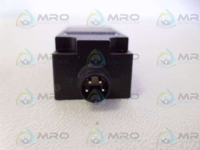 BAUMER IWFK 20Z8704/S35A ULTRASONIC SENSOR *NEW NO BOX*