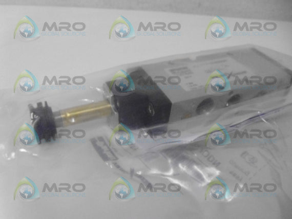 PARKER P2LBX512ESNDDN CONTROL VALVE *NEW IN BOX*