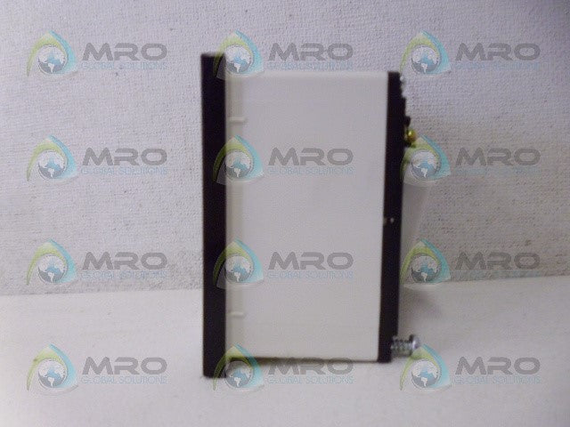 RS COMPONENTS 312-858 VOLTIMETER 500V *NEW IN BOX*