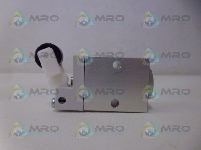 PARKER PA10272 VALVE *NEW IN BOX*
