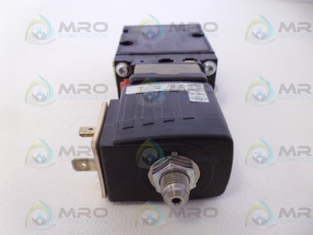 BURKERT 6518 C 5/16 SOLENOID VALVE *NEW NO BOX*