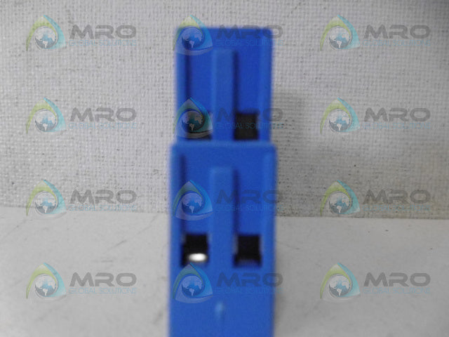 FINDER 95.85.3 SOCKET *NEW NO BOX*
