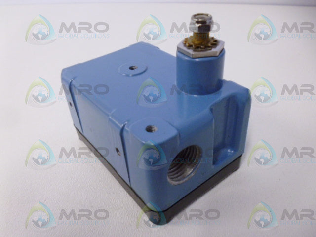 HONEYWELL OP-AR 20 LIMIT SWITCH *NEW NO BOX*