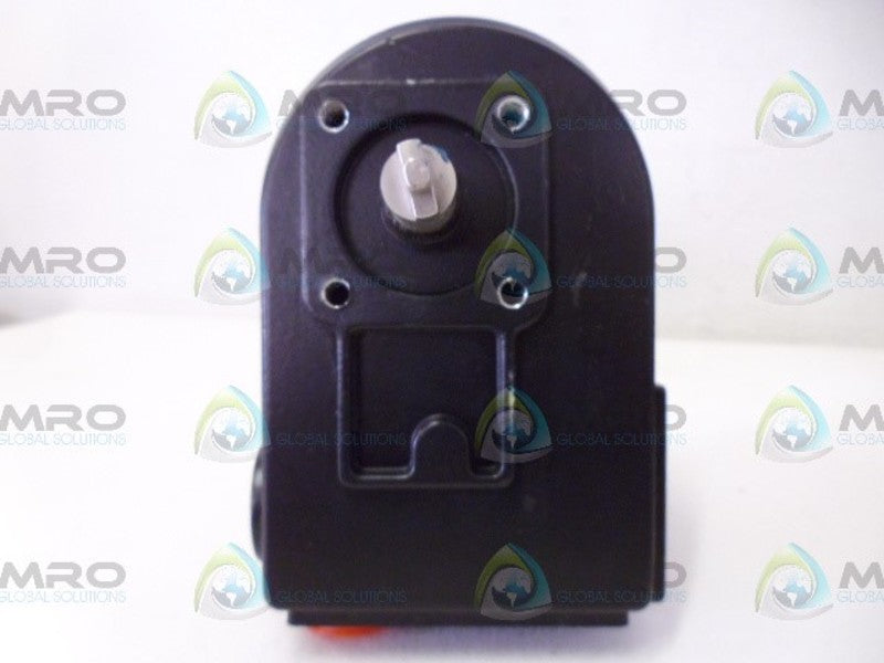 K CONTROLS SBB-71M22 SWITCHBOX *NEW NO BOX*
