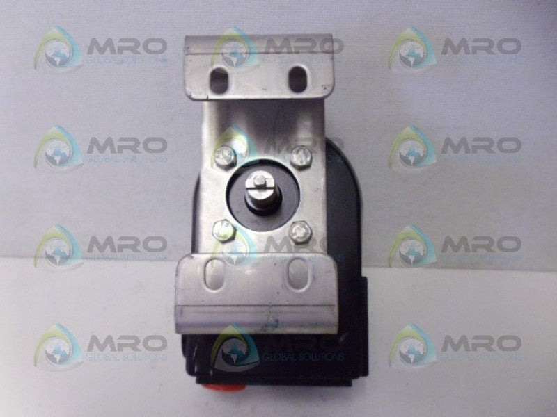 K CONTROLS SBB-70M12 SWITCHBOX *NEW NO BOX*