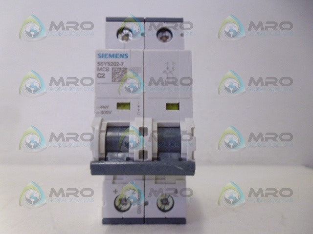 SIEMENS 5SY5202-7 CIRCUIT BREAKER 2P 2A *NEW NO BOX*