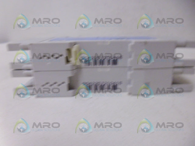 SIEMENS 5SJ4204-8HG42 CIRCUIT BREAKER 4A *NEW NO BOX*