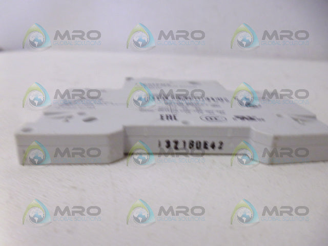 SIEMENS 5ST3010 *NEW NO BOX*