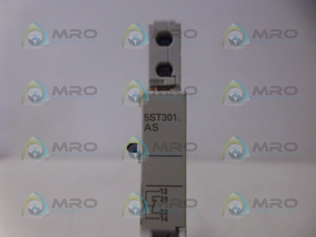 SIEMENS 5ST3010 *NEW NO BOX*