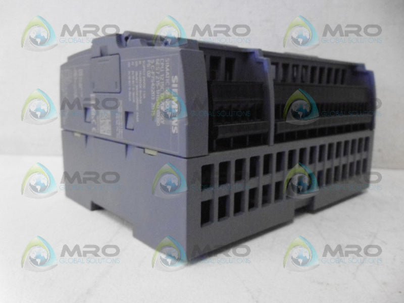 SIEMENS SIMATIC 6ES7215-1HG40-0XB0 CPU MODULE *NEW NO BOX*