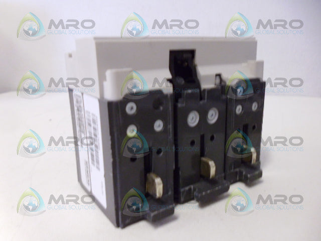 SIEMENS CFT3B200 CIRCUIT BREAKER 3P 200A *NEW NO BOX*