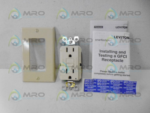 LEVITON N7599-I OUTLET W/ WALL PLATE *NEW IN BOX*