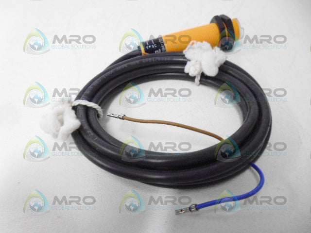 IFM EFECTOR 0G0034 DIFFUSE REFLECTION SENSOR *NEW IN BOX*