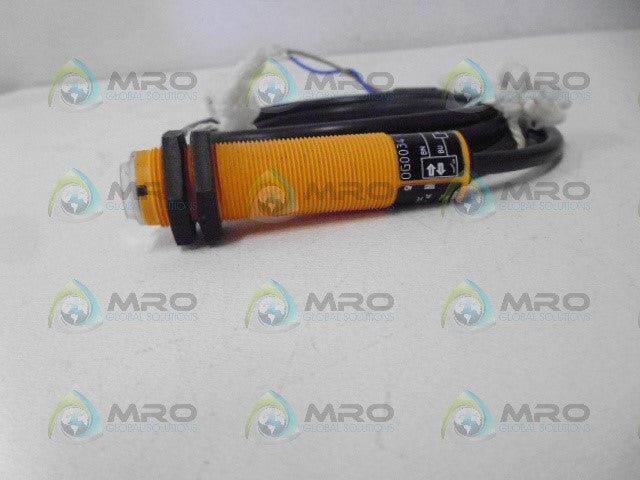 IFM EFECTOR 0G0034 DIFFUSE REFLECTION SENSOR *NEW IN BOX*