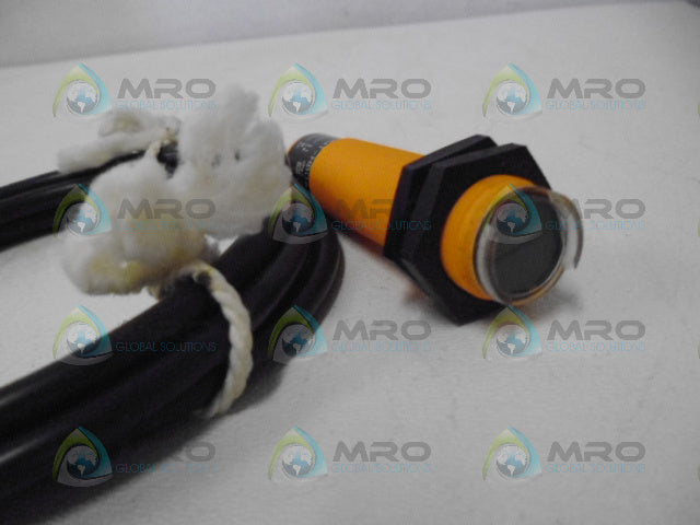 IFM EFECTOR 0G0034 DIFFUSE REFLECTION SENSOR *NEW IN BOX*