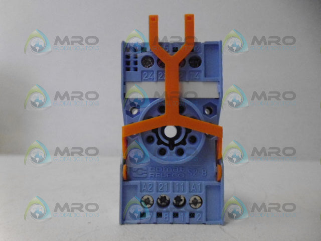RELECO S2-B SOCKET *NEW NO BOX*