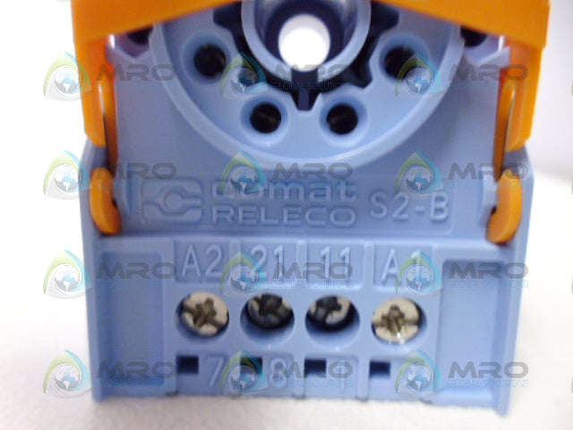 RELECO S2-B SOCKET *NEW NO BOX*