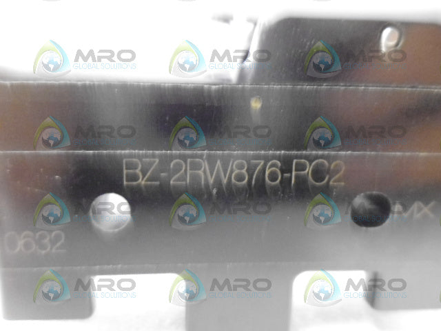 MICROSWITCH BZ-2RW876-PC2  SWITCH *NEW NO BOX*