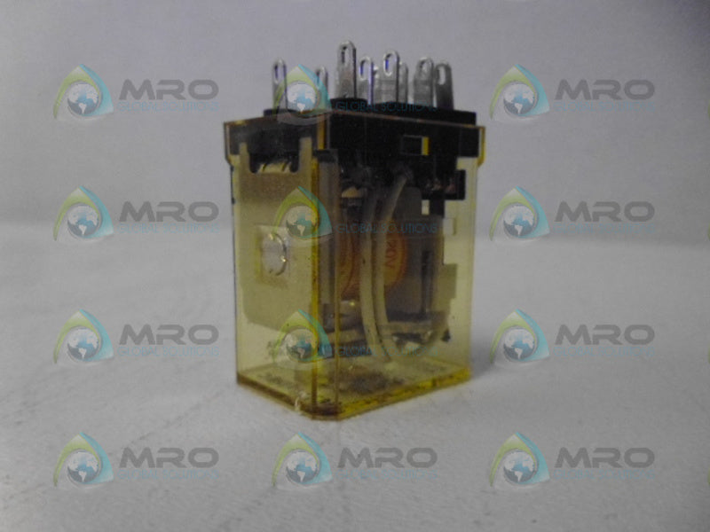 IDEC RY4S-U RELAY 110-120VAC * NEW NO BOX *