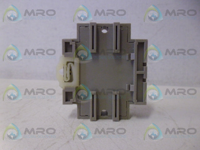ALLEN BRADLEY 700-HN126 SER. A RELAY BASE *NEW NO BOX*