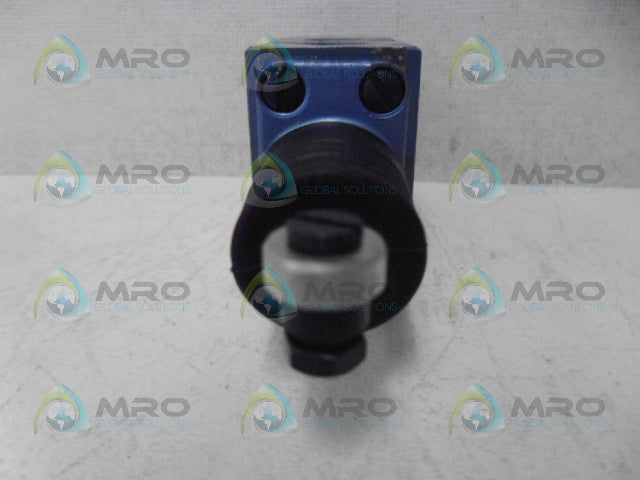 MAC 180001-112-0013 VALVE *NEW IN BOX*